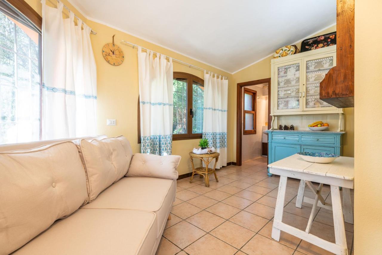 Villa Sureu Solanas  Kültér fotó
