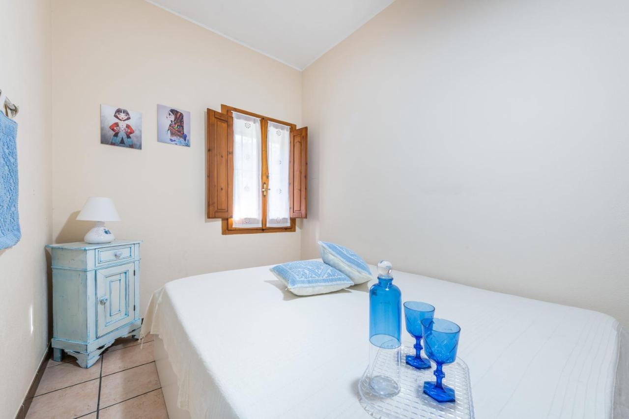 Villa Sureu Solanas  Kültér fotó